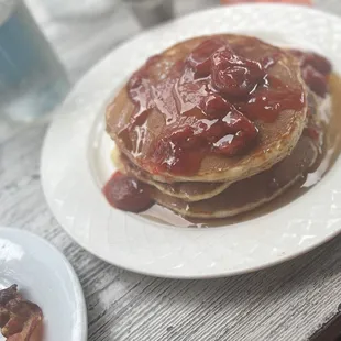 Pancakes, strawberry