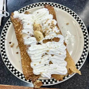 Banana-walnut hotcakes