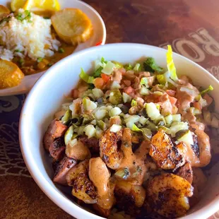 Blackened shrimp po&apos; boy bowl