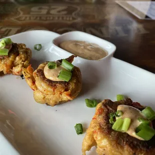 Crawfish crab cakes IG: 303foodie