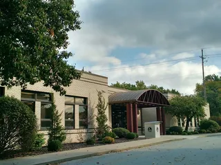 Mid-Continent Public Library-North Oak Branch