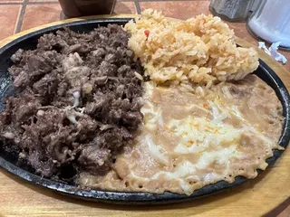Los Tres Gallegos