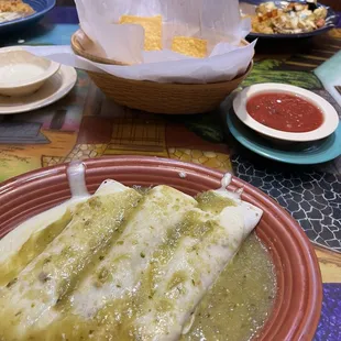 Chicken enchilada suizas and the free chips and salsa