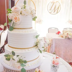 a three tiered wedding cake