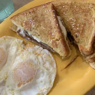 Lindas &apos; Stuffed