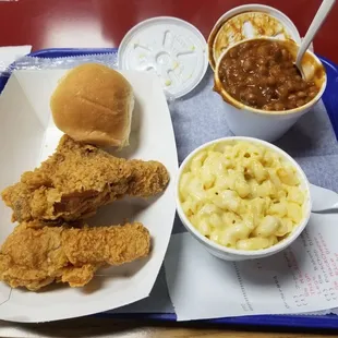 2 piece fried chicken w/ mac n cheese &amp; baked beans