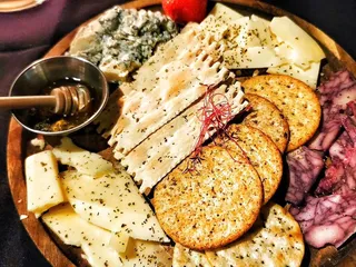 Matthew's Steakhouse