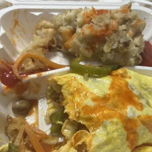 Veggie omelet platter