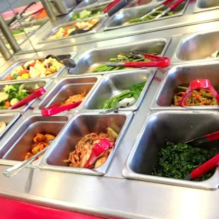 Buffet at Linden Deli