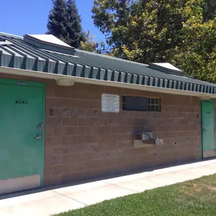 Bathrooms and H2O fountain