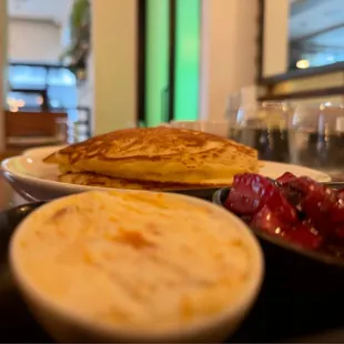 Another successful outing at Lindens! Pillowy soft buttermilk pancakes.