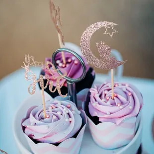 cupcakes on a cake stand