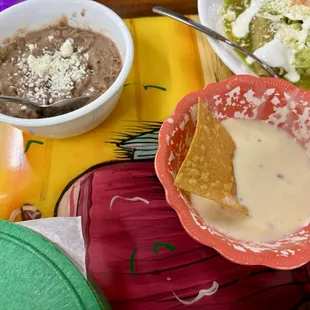 Side of beans and queso app