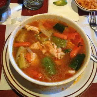 Caldo de Pollo