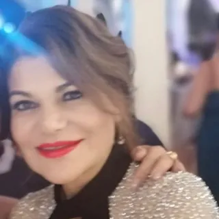 Laura B.