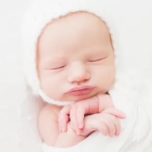 oklahoma city newborn photographer