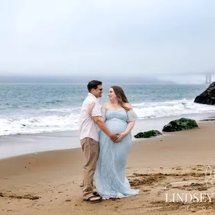 Baker Beach Maternity Photos
