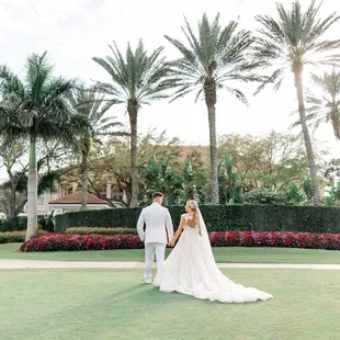 Naples Florida Wedding Tiktok Couple Marah and Bill featured in People Magazine