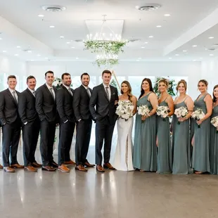 Elegant Summer Wedding at The Aisling Venue in Hudson, Wisconsin. White venue. Lindsey White Photography