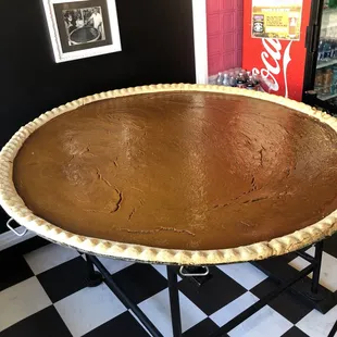 World&apos;s Largest Pumpkin Pie
