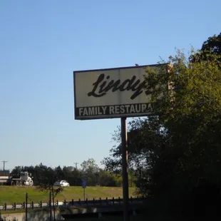 Lindy's Sign