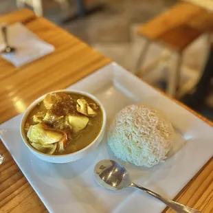 Yellow Curry Plate ($13.95)