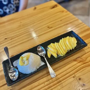 Sticky Sweet Rice with Mango ($9.95)