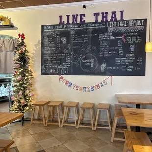 Line Thai dining room is very comfortable.