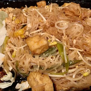 Pad Thai w/Tofu ($15.95/Uber Eats)- 4/5 stars