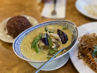 Simply Thai