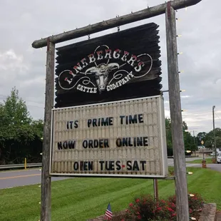 a sign for the restaurant
