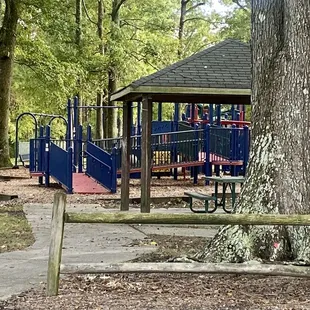 Lineberry Park as you approach it from the gravel parking lot
