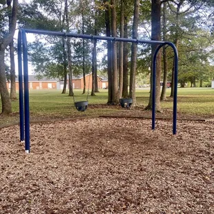 Baby/toddler swings
