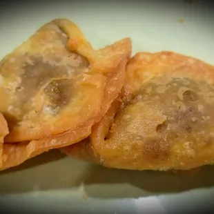 Ling Express has the best Fried Won Tons I have ever had, HIGHLY recommend these and Ling Express!