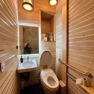 Heated toilet seats (like Japan!)