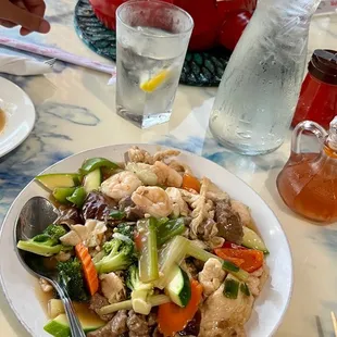 Ling's Asian Cuisine