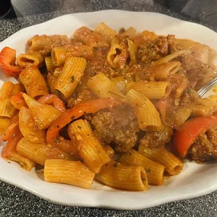 Rigatoni bolognese