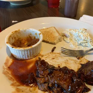 Burnt ends and nachos.  Forgot to grab a pic at the start. Plates were cleaned when we finished though.