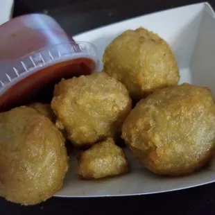 Breaded mushrooms.