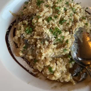 pasta dish, pasta, food