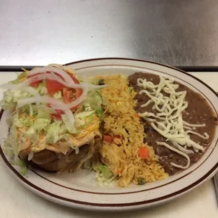 Chimichanga con crema de chipotle