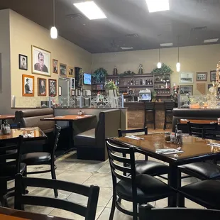 Dining Room and Bar
