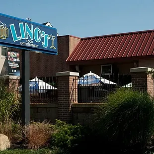 the front of a restaurant