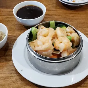 Steamed Vegetables with Shrimp (H06), comes with Brown Sauce and a I opted for Brown Rice