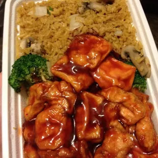 General Tso&apos;s Tofu + Mushroom Fried Rice