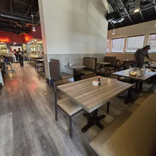 sushi and sashimi, interior