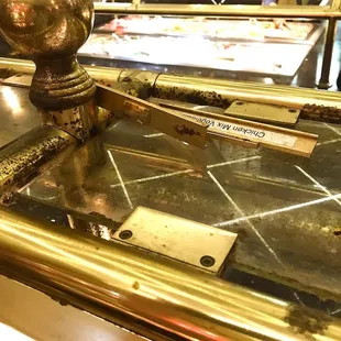 Even broken parts, untouched for a long time - how you even could clean around that area daily ???? DIIIIIRTY !!!!!!!!!!!!!!! SHAME ON YOU