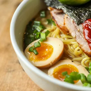 noodle dish, ramen and noodles, noodles, food, ramen, noodle soup