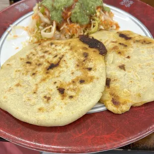 Pupusas revueltas