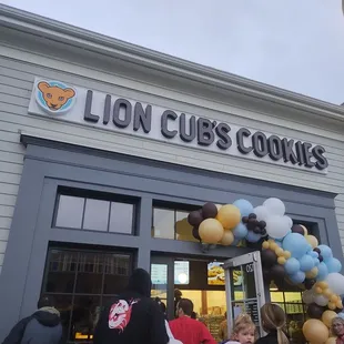 Outside of Lion Cub&apos;s Cookies Worthington.